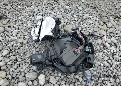 2023 Ford Bronco Base из США, поврежденный, VIN 1FMEE5DP0PLB72562